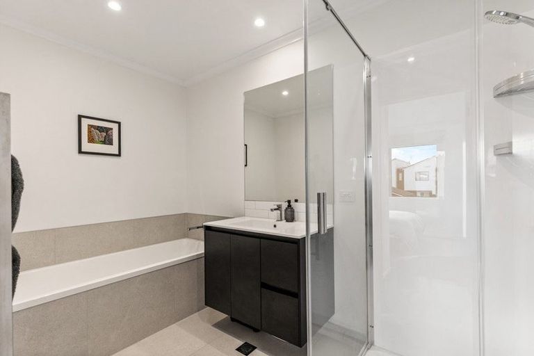 Photo of property in 47 David Carnegie Road, Hobsonville, Auckland, 0616