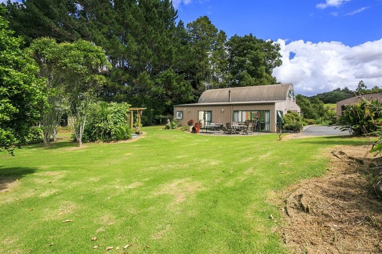 Photo of property in 6 Nandina Lane, Pukekohe, 2120