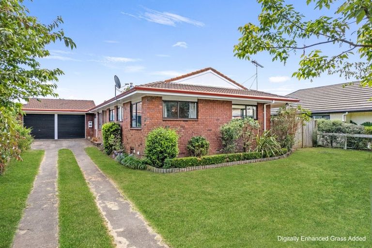 Photo of property in 30 Thorn Road, Tuakau, 2121