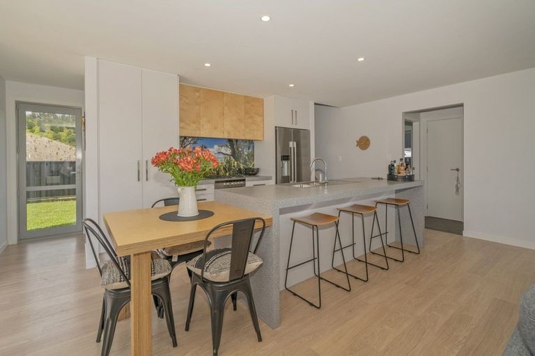 Photo of property in 11 Navigation Drive, Cooks Beach, Whitianga, 3591