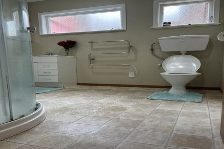 Photo of property in 56 Tahi Terrace, Glen Eden, Auckland, 0602