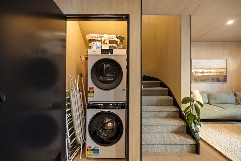 Photo of property in 8 Hall Street, Frankton, 9300