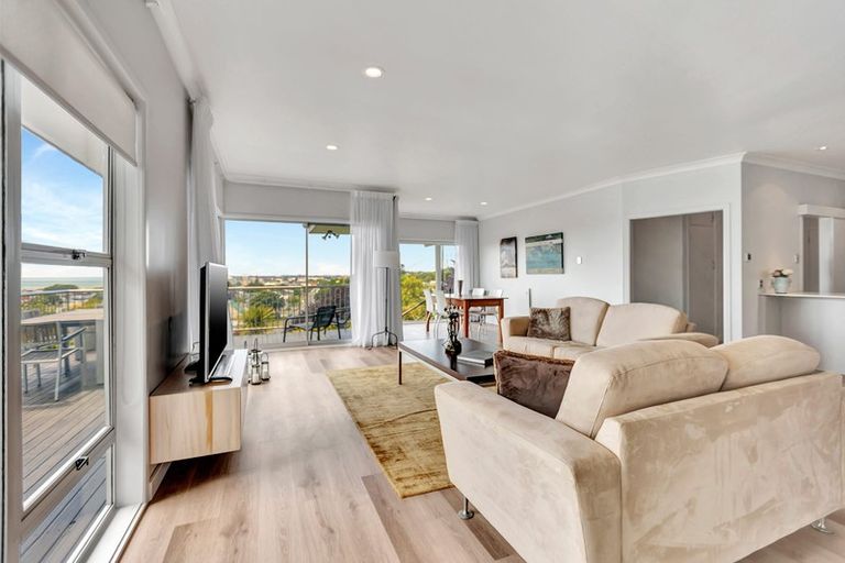 Photo of property in 155 Vivian Street, New Plymouth, 4310