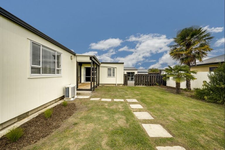 Photo of property in 20 Gebbie Road, Taradale, Napier, 4112