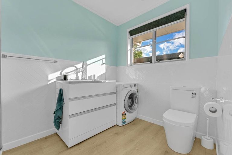 Photo of property in 80 Grove Road, Papakura, 2110