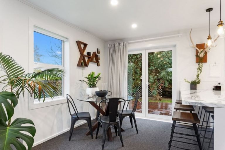 Photo of property in 25 Saunders Place, Redwood, Christchurch, 8051