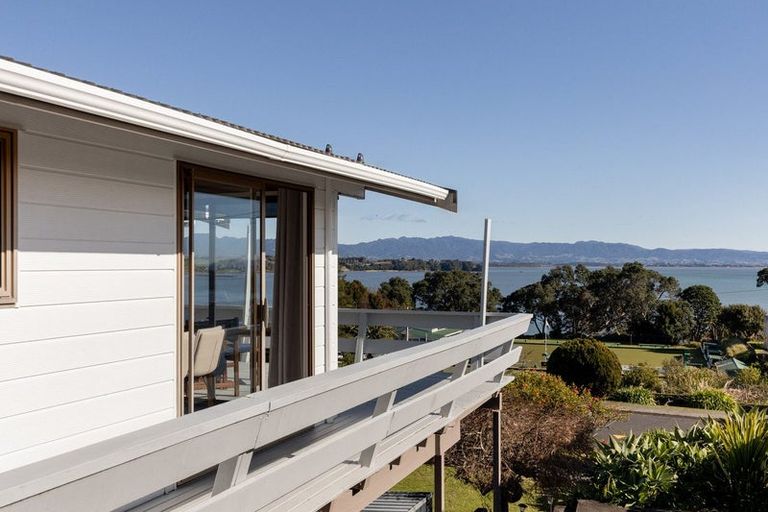 Photo of property in 15 Hamurana Road, Omokoroa, 3114