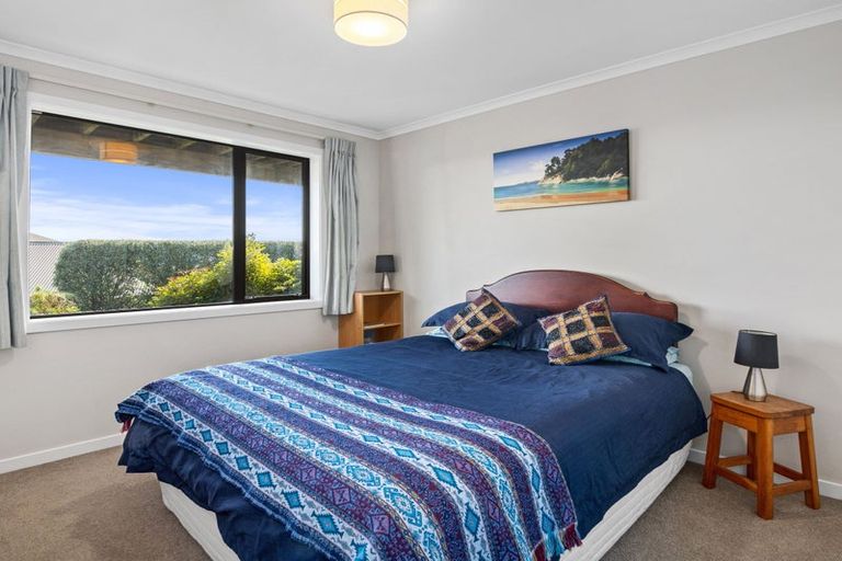 Photo of property in 7 Berkshire Place, Stoke, Nelson, 7011