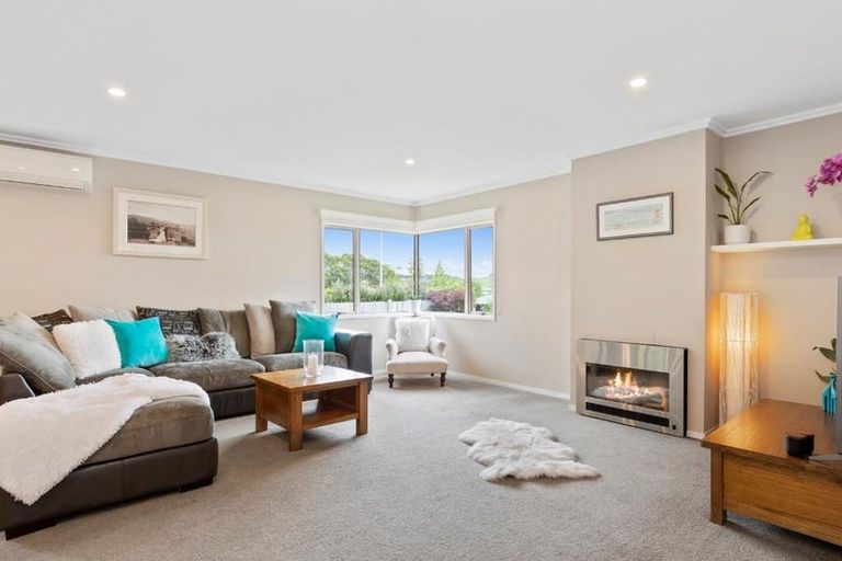 Photo of property in 67 Bathurst Crescent, Pyes Pa, Tauranga, 3112