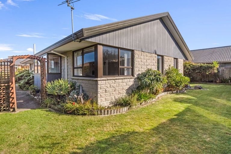 Photo of property in 4/51 Neill Street, Hornby, Christchurch, 8042