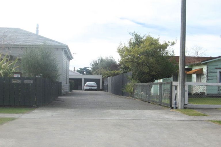 Photo of property in 2/904 Victoria Street, Parkvale, Hastings, 4122