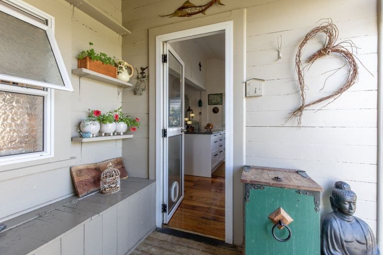 Photo of property in 56 Racecourse Road, Waipukurau, 4200