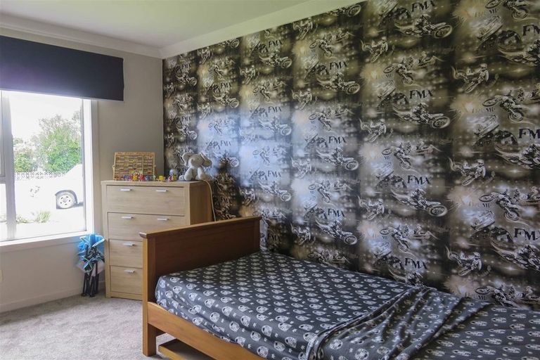 Photo of property in 73 Regent Street, Newfield, Invercargill, 9812