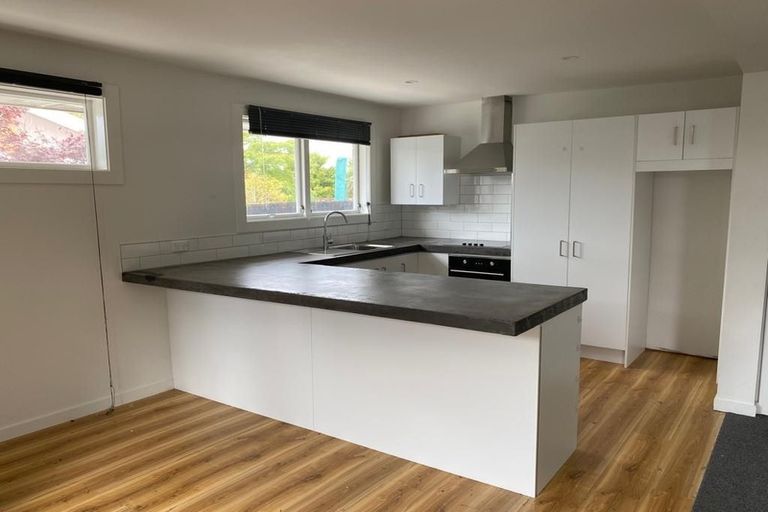 Photo of property in 2a Curzon Place, Parklands, Christchurch, 8083