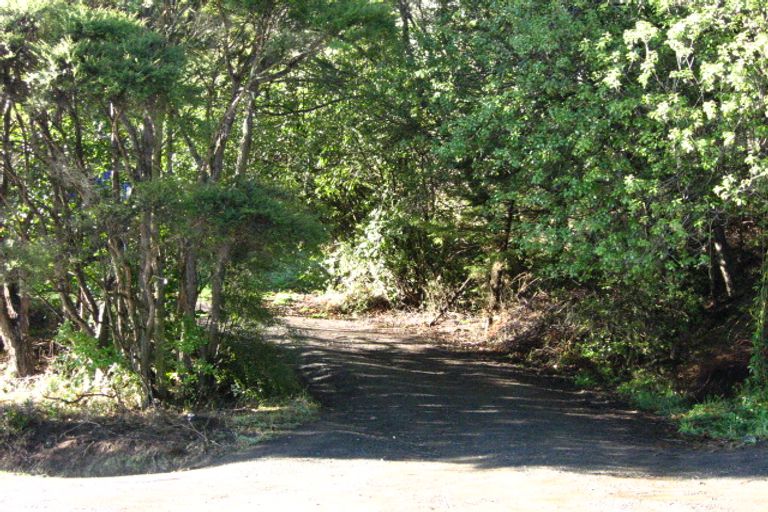 Photo of property in 122a Doctors Point Road, Waitati, 9085