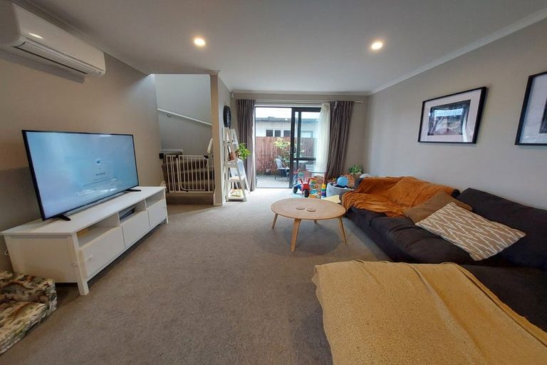 Photo of property in 2/30 Willoughby Street, Whitiora, Hamilton, 3200