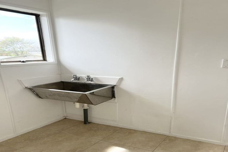 Photo of property in 67 Hyperion Drive, Randwick Park, Auckland, 2105