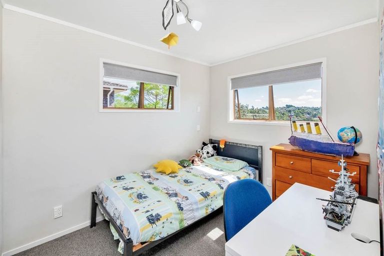 Photo of property in 1/14 Thelma Crescent, Torbay, Auckland, 0630