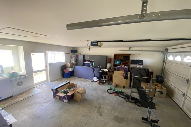 Photo of property in 18a Gills Avenue, Papakura, 2110