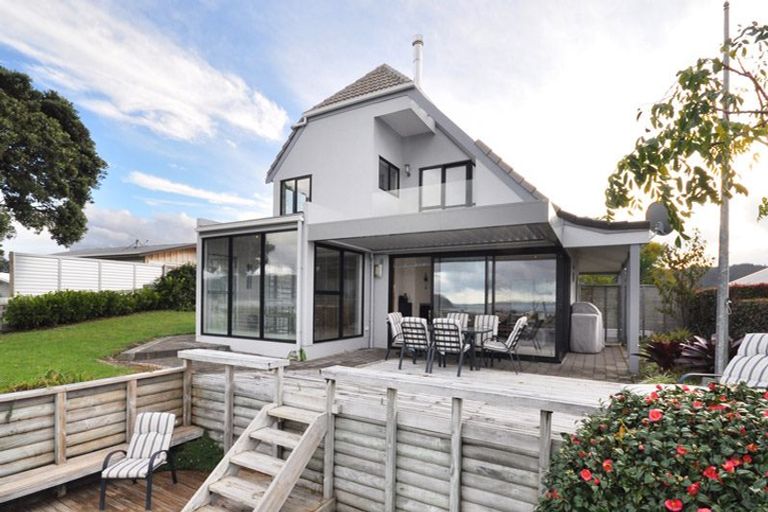 Photo of property in 19 Ridge Road, Tairua, 3508