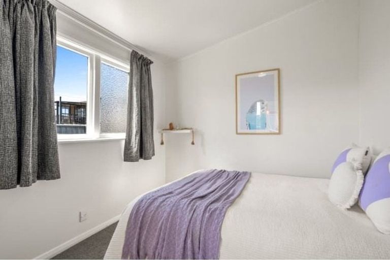 Photo of property in 61 Wesley Street, South Dunedin, Dunedin, 9012