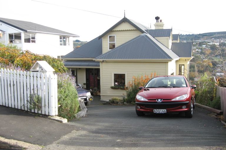 Photo of property in 2a Gowry Place, Kaikorai, Dunedin, 9010