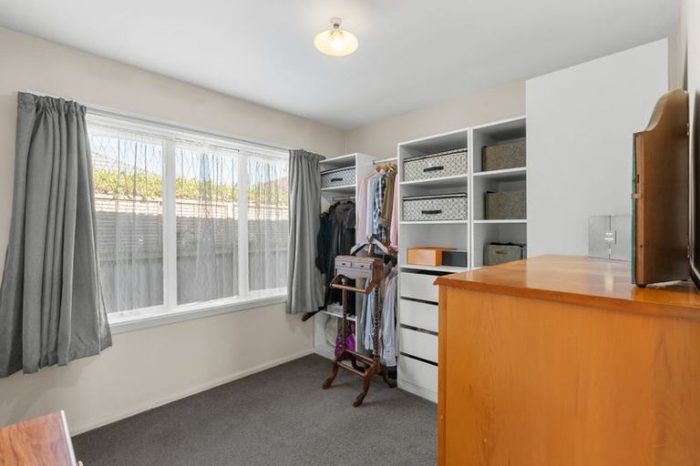 Photo of property in 33 Wilton Crescent, Bishopdale, Christchurch, 8053