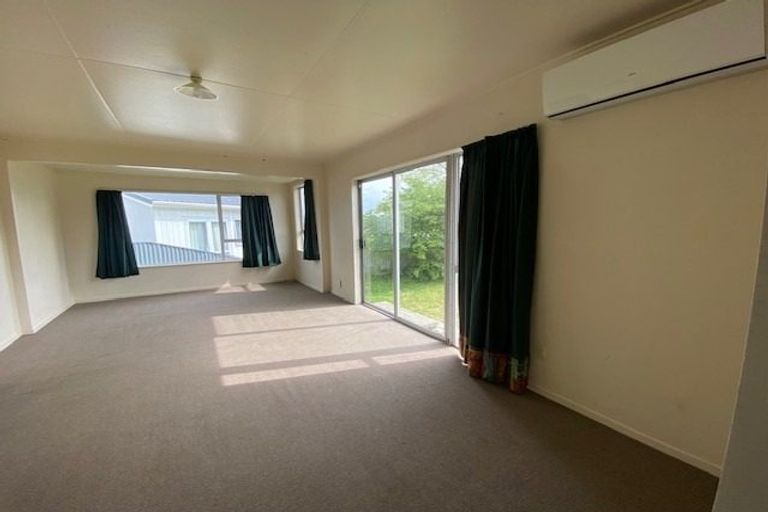 Photo of property in 17a Columbus Crescent, Flaxmere, Hastings, 4120