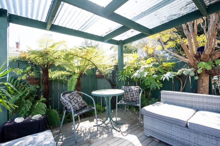 Photo of property in 50a Milton Terrace, Picton, 7220