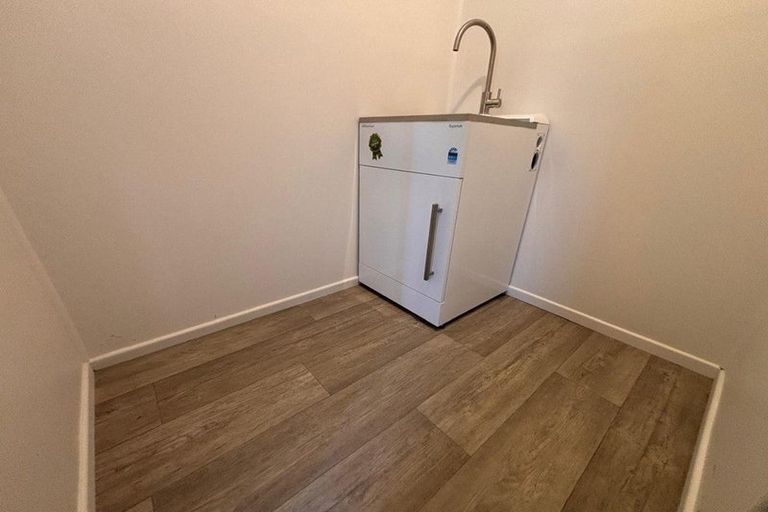 Photo of property in 1/16 South Street, Papakura, 2110