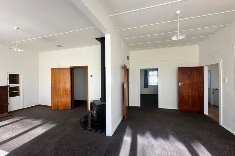 Photo of property in 40 Hine Street, New Plymouth, 4310