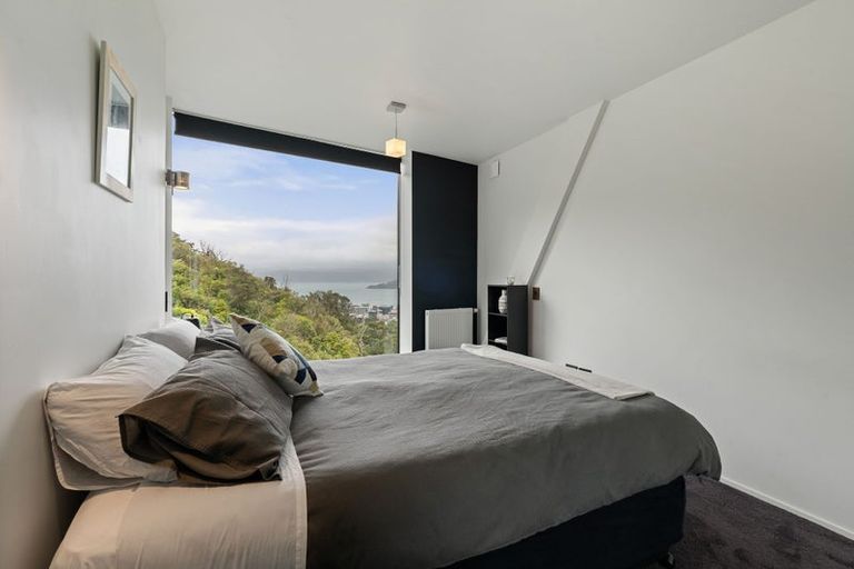 Photo of property in 64a Orangi Kaupapa Road, Northland, Wellington, 6012