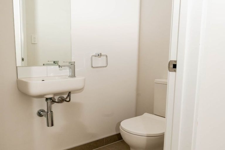 Photo of property in 5 Pukewhero Rise, Westgate, Auckland, 0614