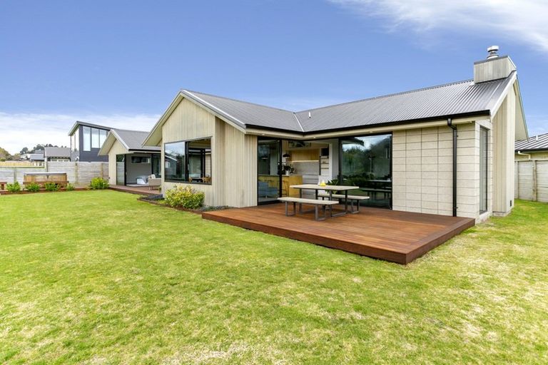 Photo of property in 71 Victory Drive, Wharewaka, Taupo, 3330