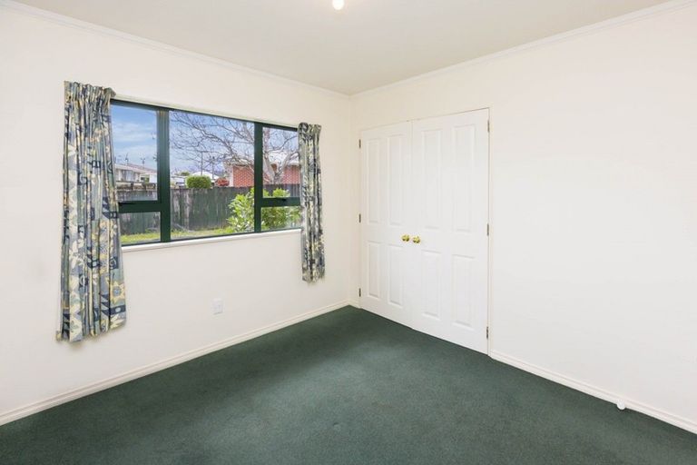 Photo of property in 20a Oxford Crescent, Ebdentown, Upper Hutt, 5018