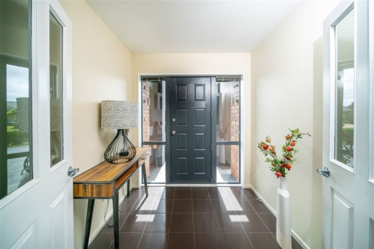 Photo of property in 12 Cassinia Gardens, Aidanfield, Christchurch, 8025