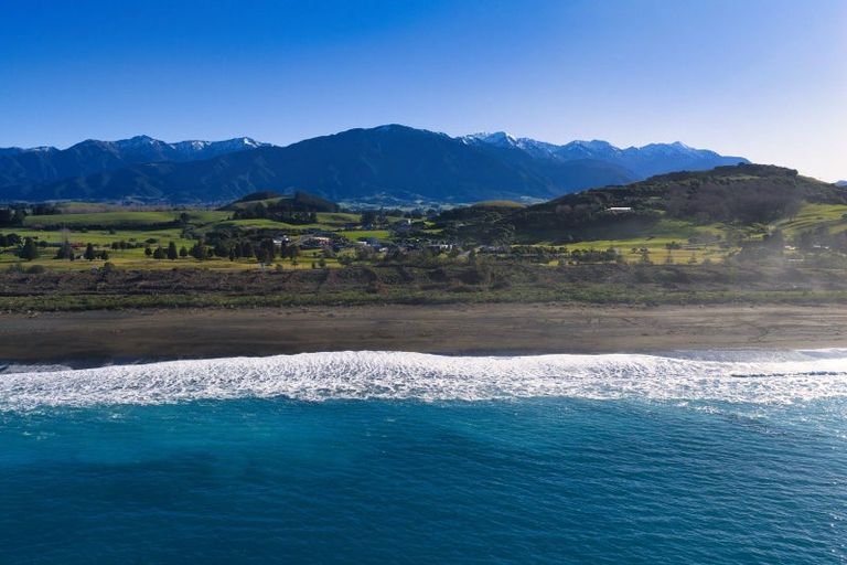 Photo of property in 13 Clemett Court, Kaikoura Flat, Kaikoura, 7371