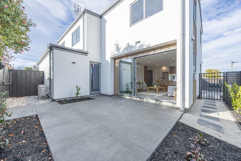 Photo of property in 1/19 Winton Street, St Albans, Christchurch, 8014