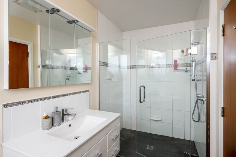 Photo of property in 10 Danube Street, Vauxhall, Dunedin, 9013