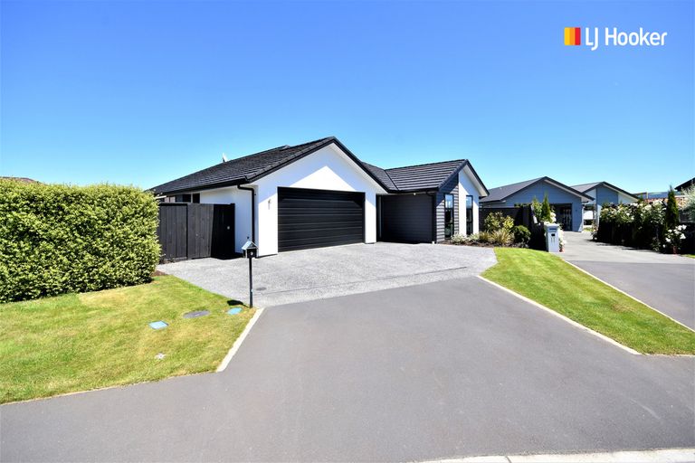 Photo of property in 9 Kinloch Place, Mosgiel, 9024