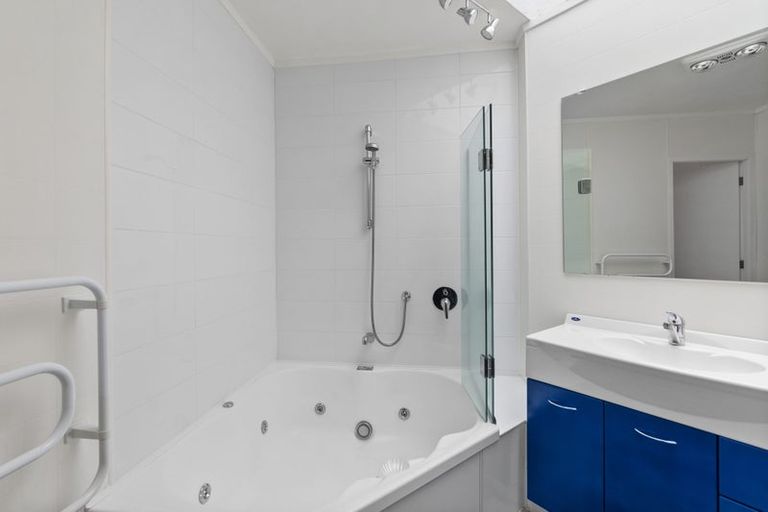 Photo of property in 19 Pelorus Street, Glenview, Hamilton, 3206