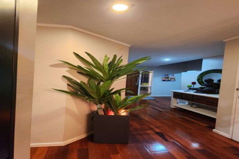 Photo of property in 8 Kylie Court, Clover Park, Auckland, 2019