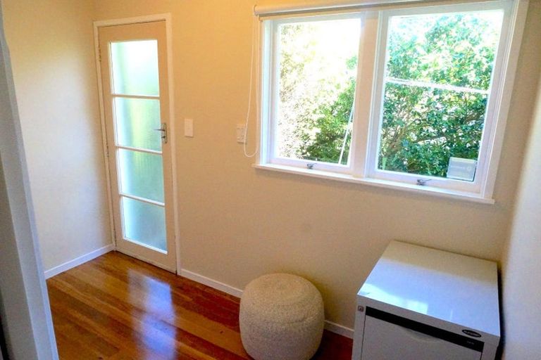 Photo of property in 1/23 Aramoana Avenue, Devonport, Auckland, 0624