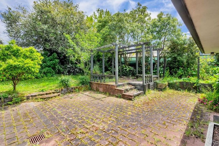 Photo of property in 1 Celina Place, Browns Bay, Auckland, 0630