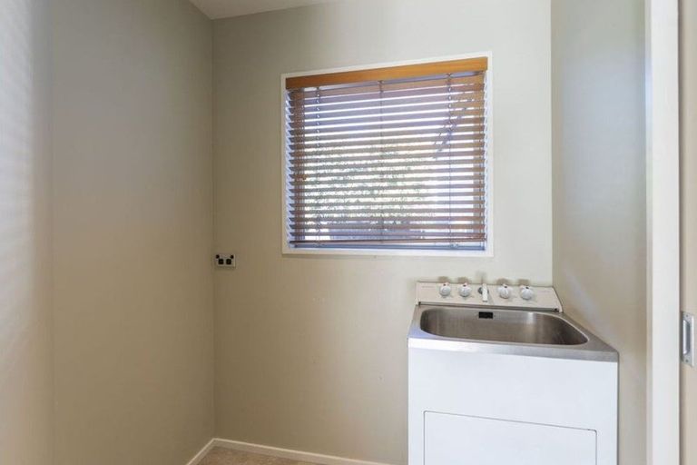 Photo of property in 94a Packe Street, Edgeware, Christchurch, 8013