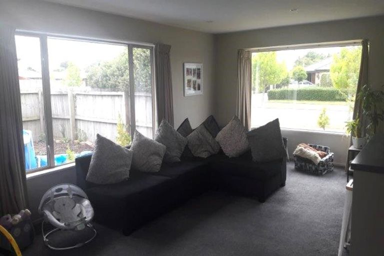 Photo of property in 5 Marlowe Place, Rolleston, 7614