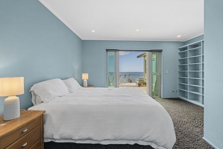 Photo of property in 43 Messenger Terrace, Oakura, 4314