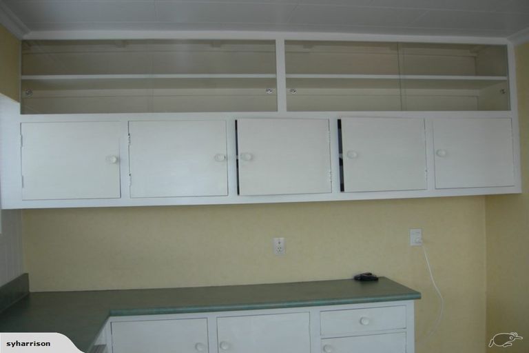 Photo of property in 1/77 Memorial Avenue, Ilam, Christchurch, 8053