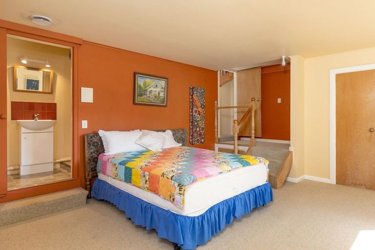 Photo of property in 1 Mayroyd Terrace, Nelson, 7010