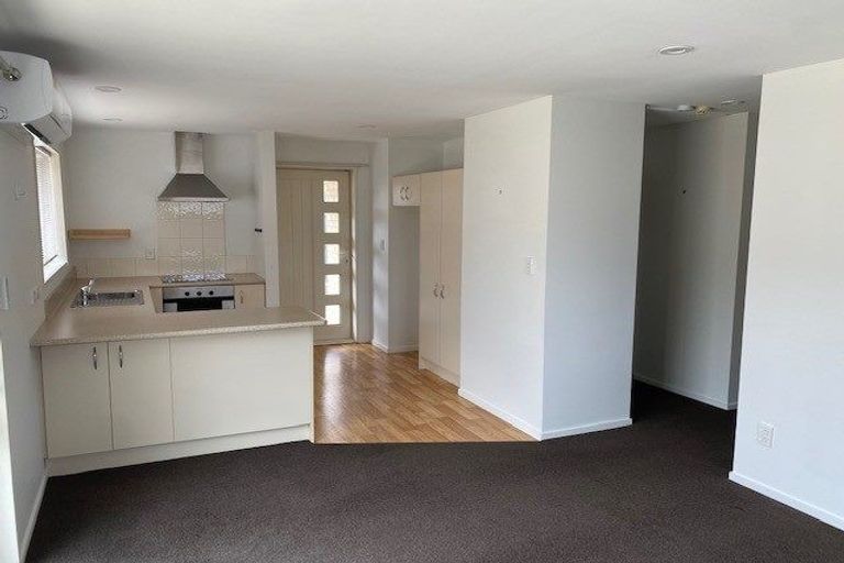 Photo of property in 2/162 Wainoni Road, Avondale, Christchurch, 8061